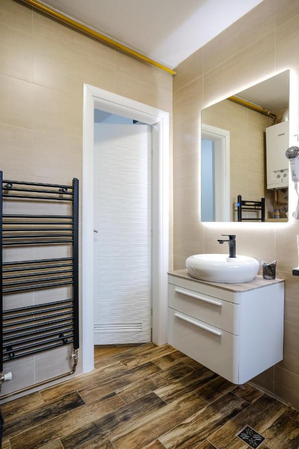 Mak Apartment - Free Parking - Balcony Sarajevo Ngoại thất bức ảnh