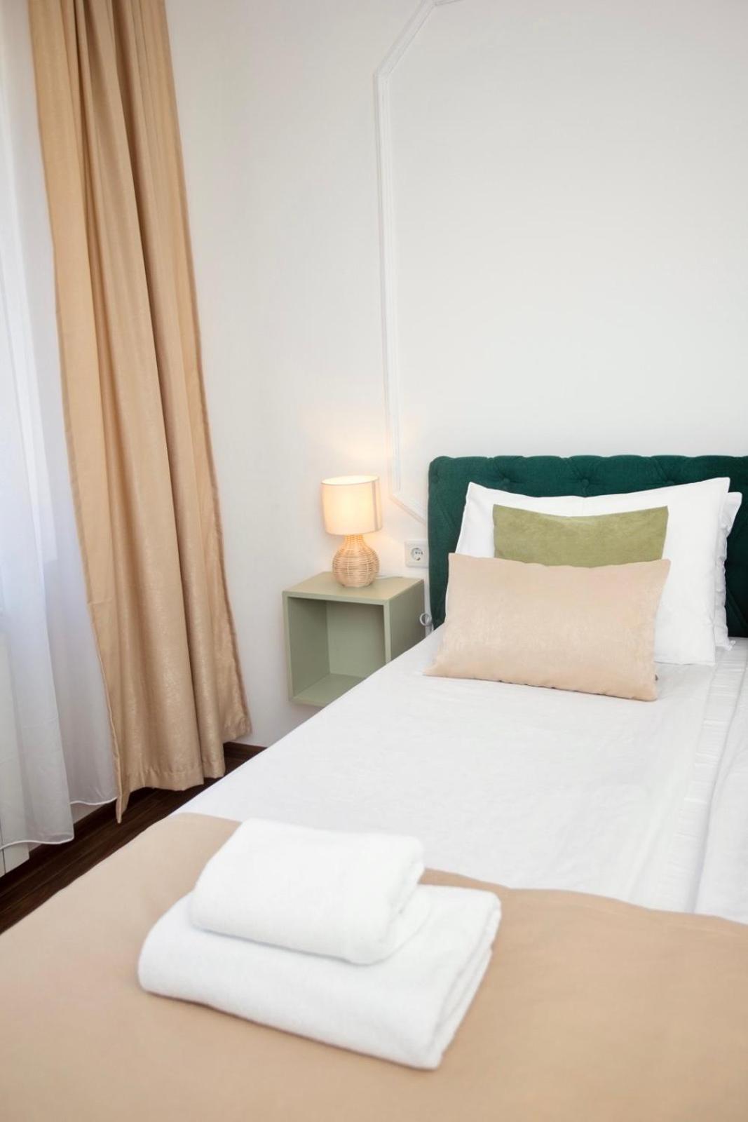 Mak Apartment - Free Parking - Balcony Sarajevo Ngoại thất bức ảnh