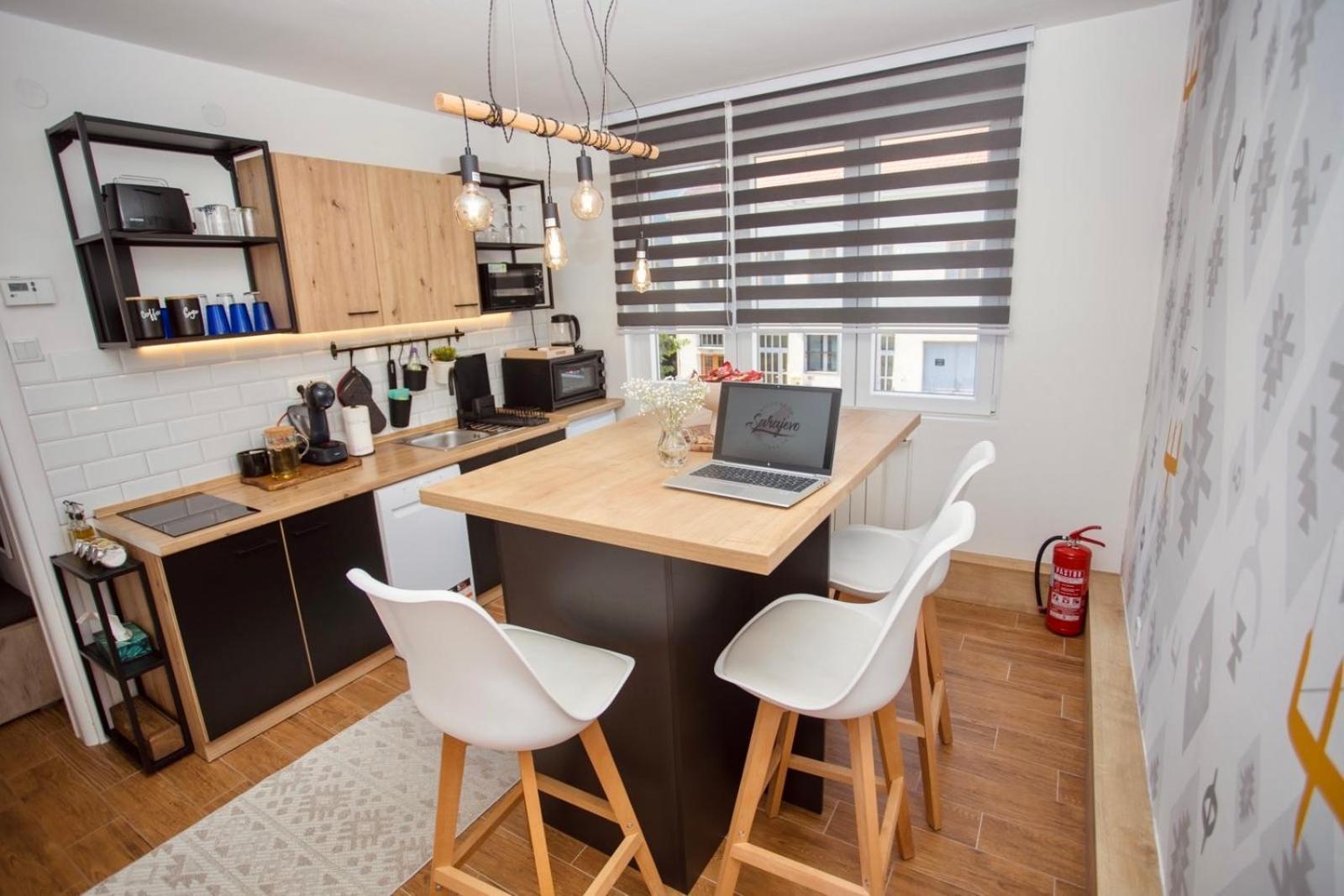 Mak Apartment - Free Parking - Balcony Sarajevo Ngoại thất bức ảnh